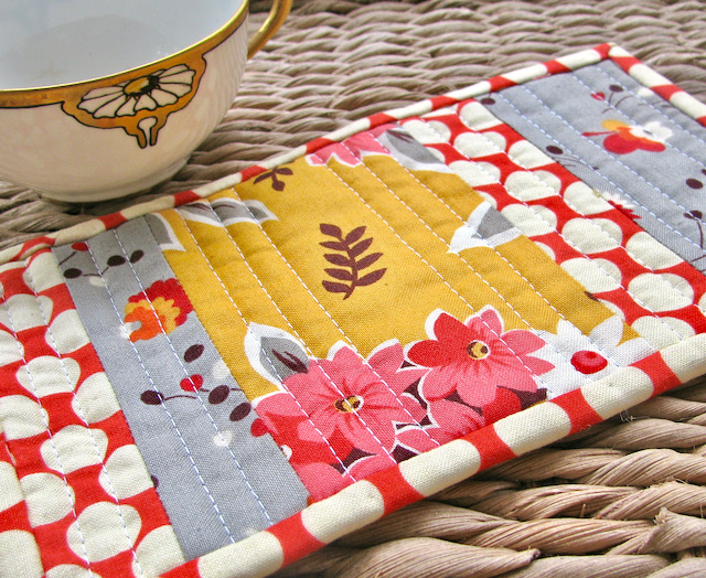 Mug Rug with Amy Butler fabric