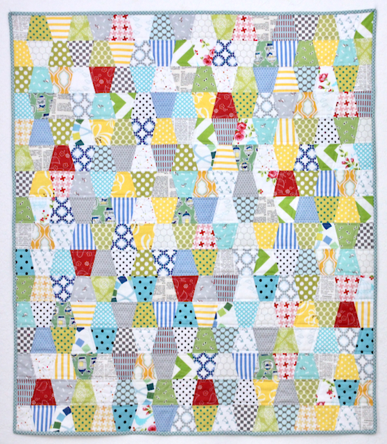 Full AccuQuilt Tumbler Scrappy Quilt